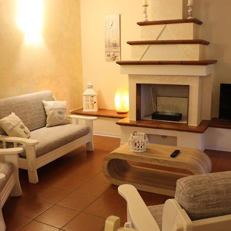 B&B Villa Dei Cigni Reali 카르피 외부 사진