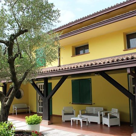 B&B Villa Dei Cigni Reali 카르피 외부 사진