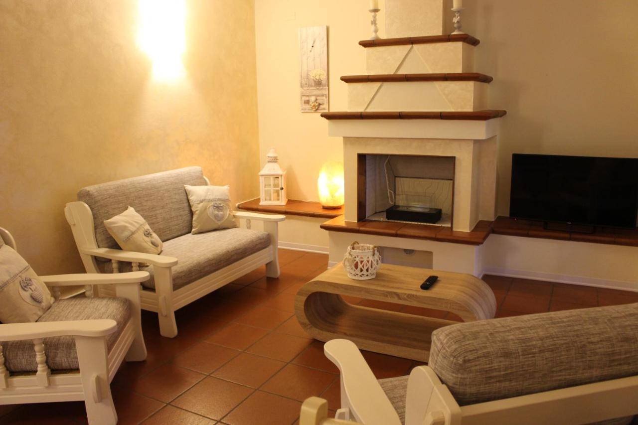 B&B Villa Dei Cigni Reali 카르피 외부 사진